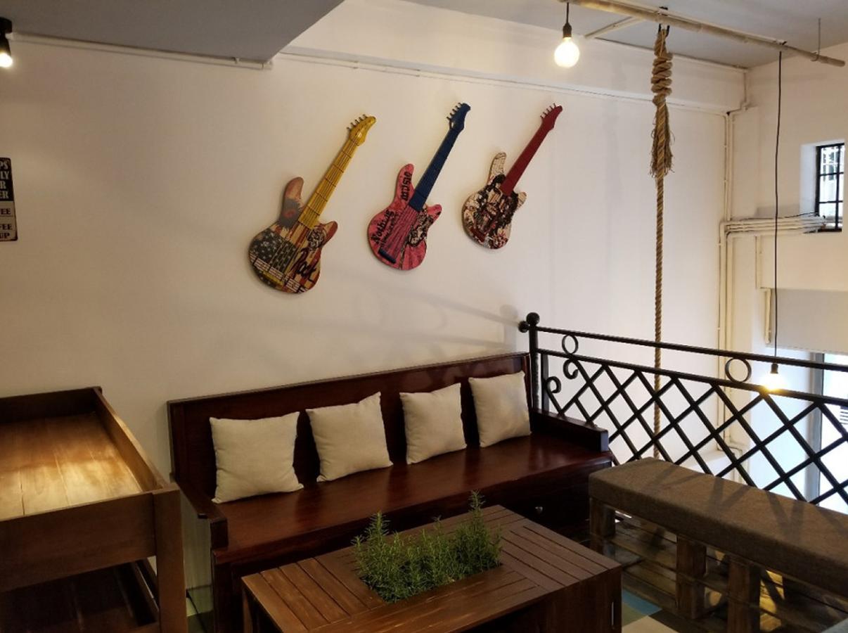 Timemark Travel Homestay & Hostel ホーチミン市 エクステリア 写真