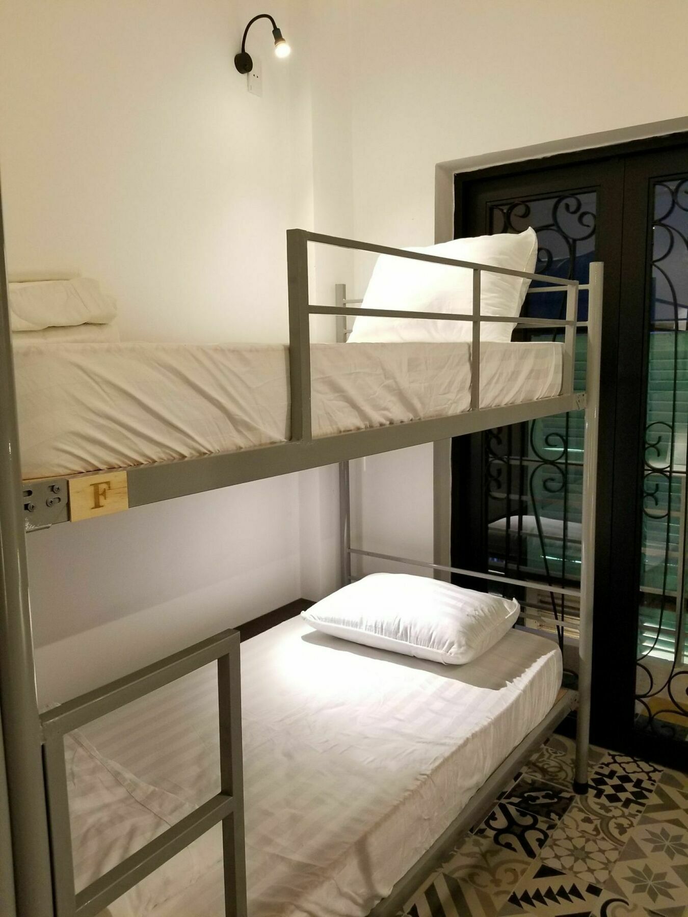 Timemark Travel Homestay & Hostel ホーチミン市 エクステリア 写真
