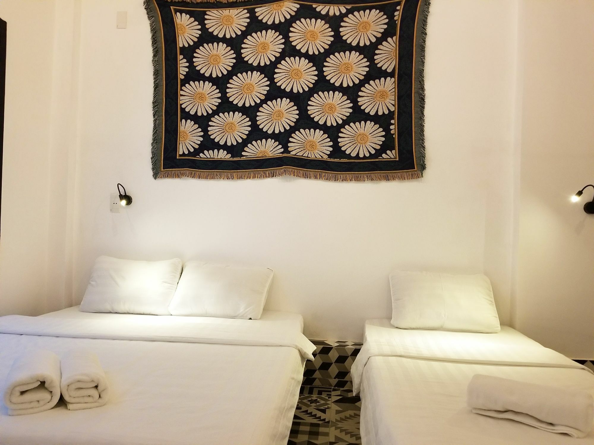 Timemark Travel Homestay & Hostel ホーチミン市 エクステリア 写真