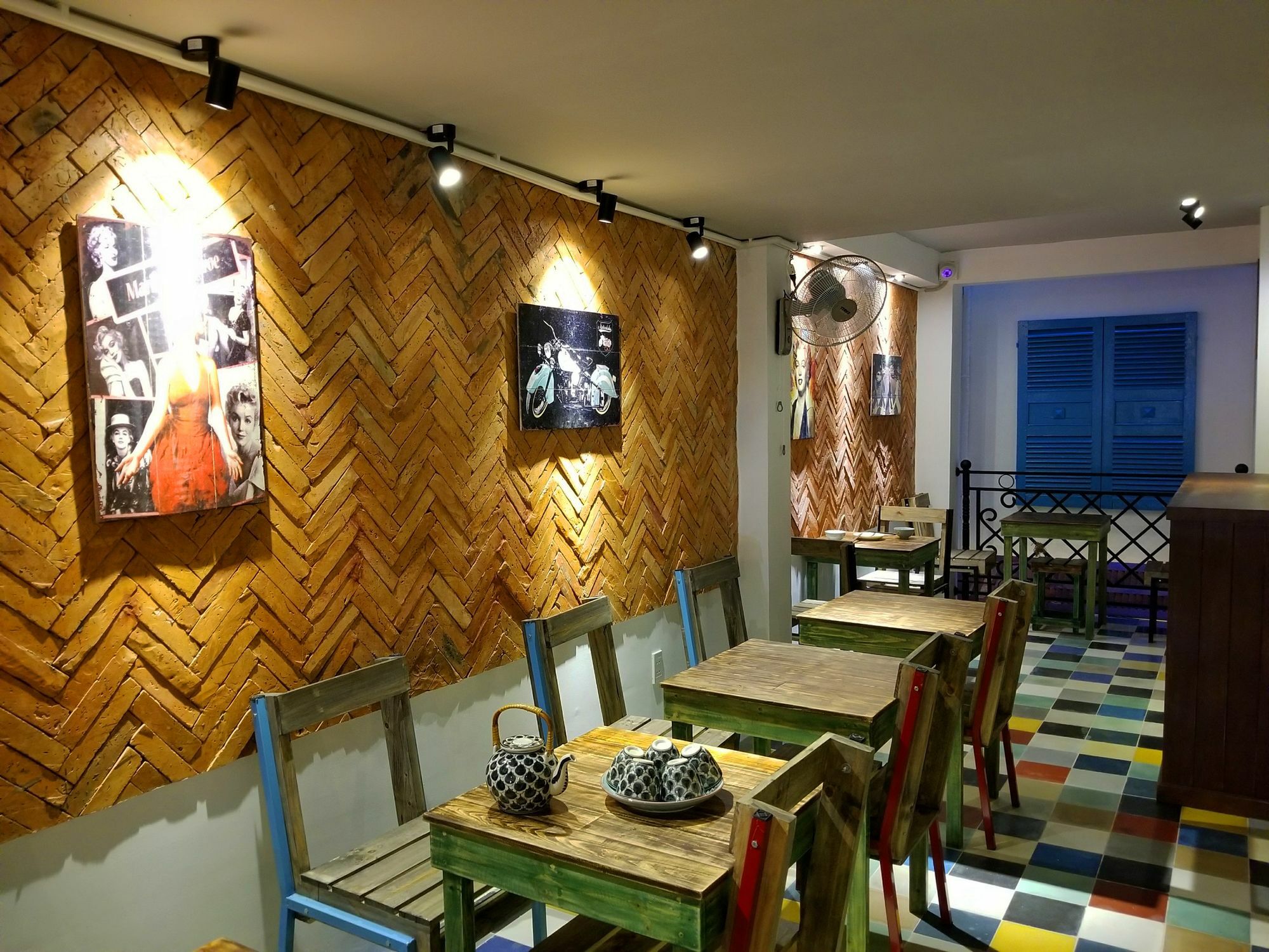Timemark Travel Homestay & Hostel ホーチミン市 エクステリア 写真