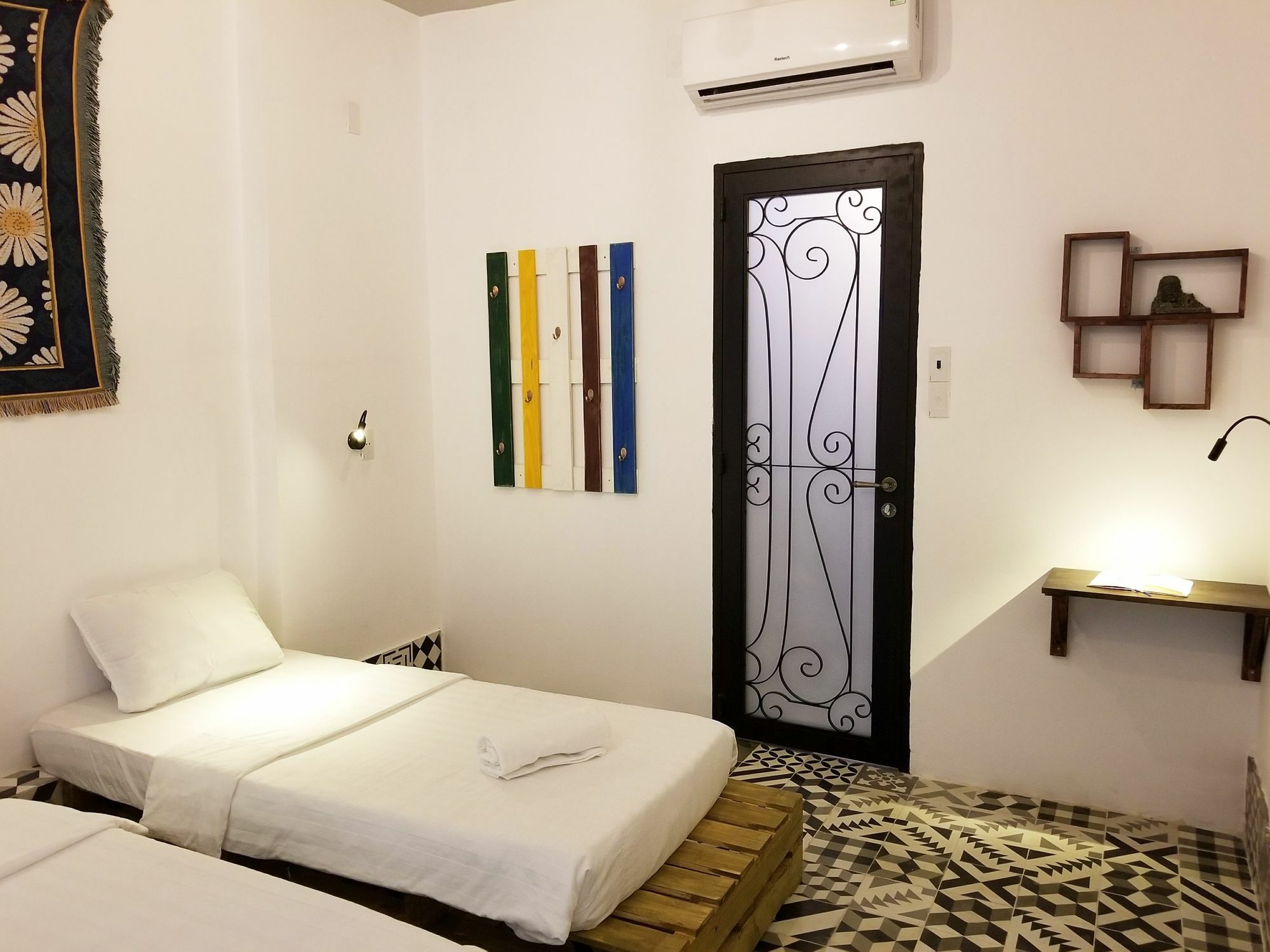 Timemark Travel Homestay & Hostel ホーチミン市 エクステリア 写真